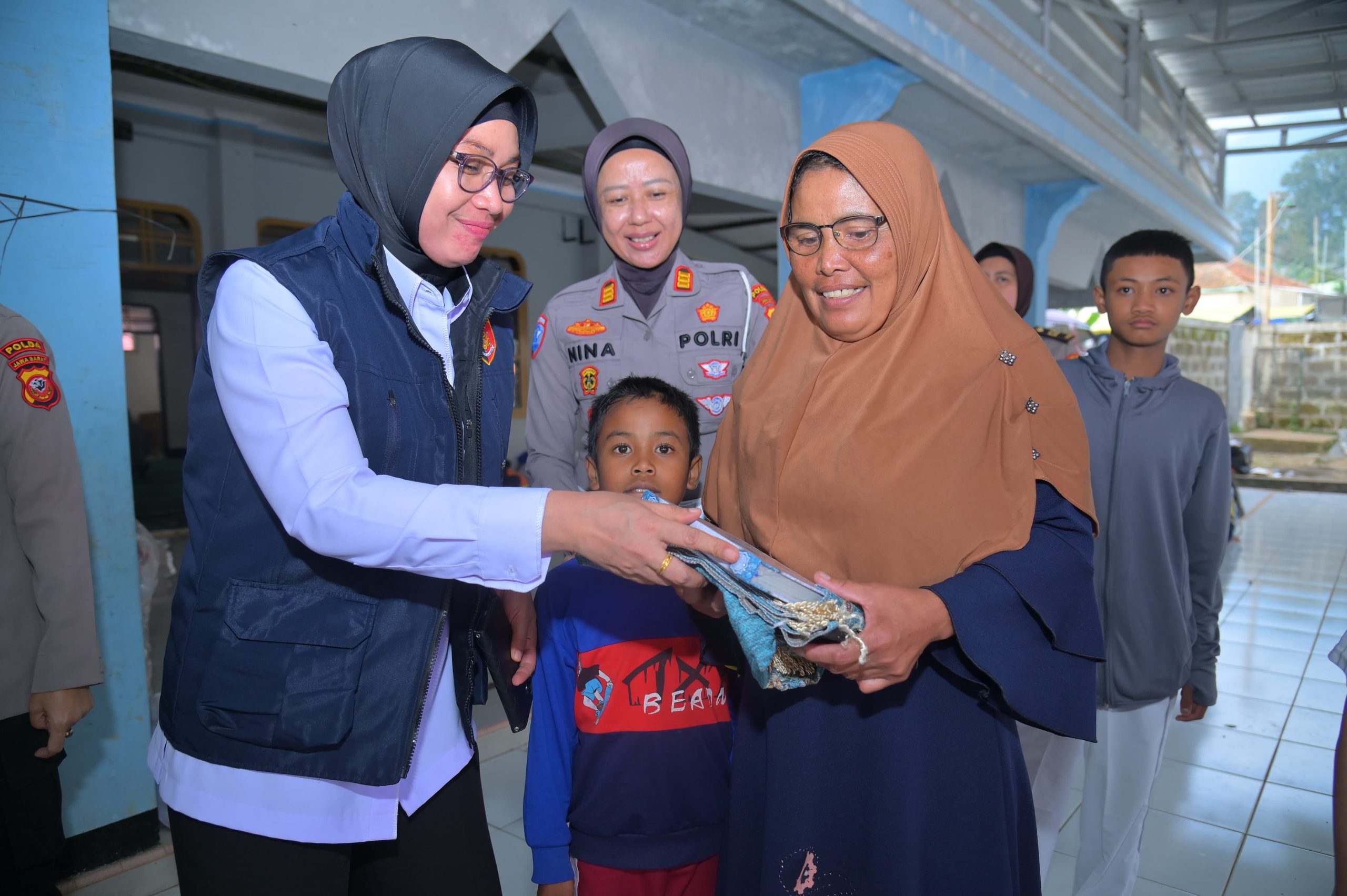 Pengungsi Longsor Cisarua